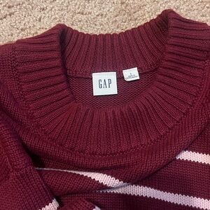 Relaxed Cable-Knit Crewneck Sweater Size Large
